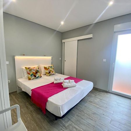 Appartamento Quarteira Stylish 2 By Homing Esterno foto