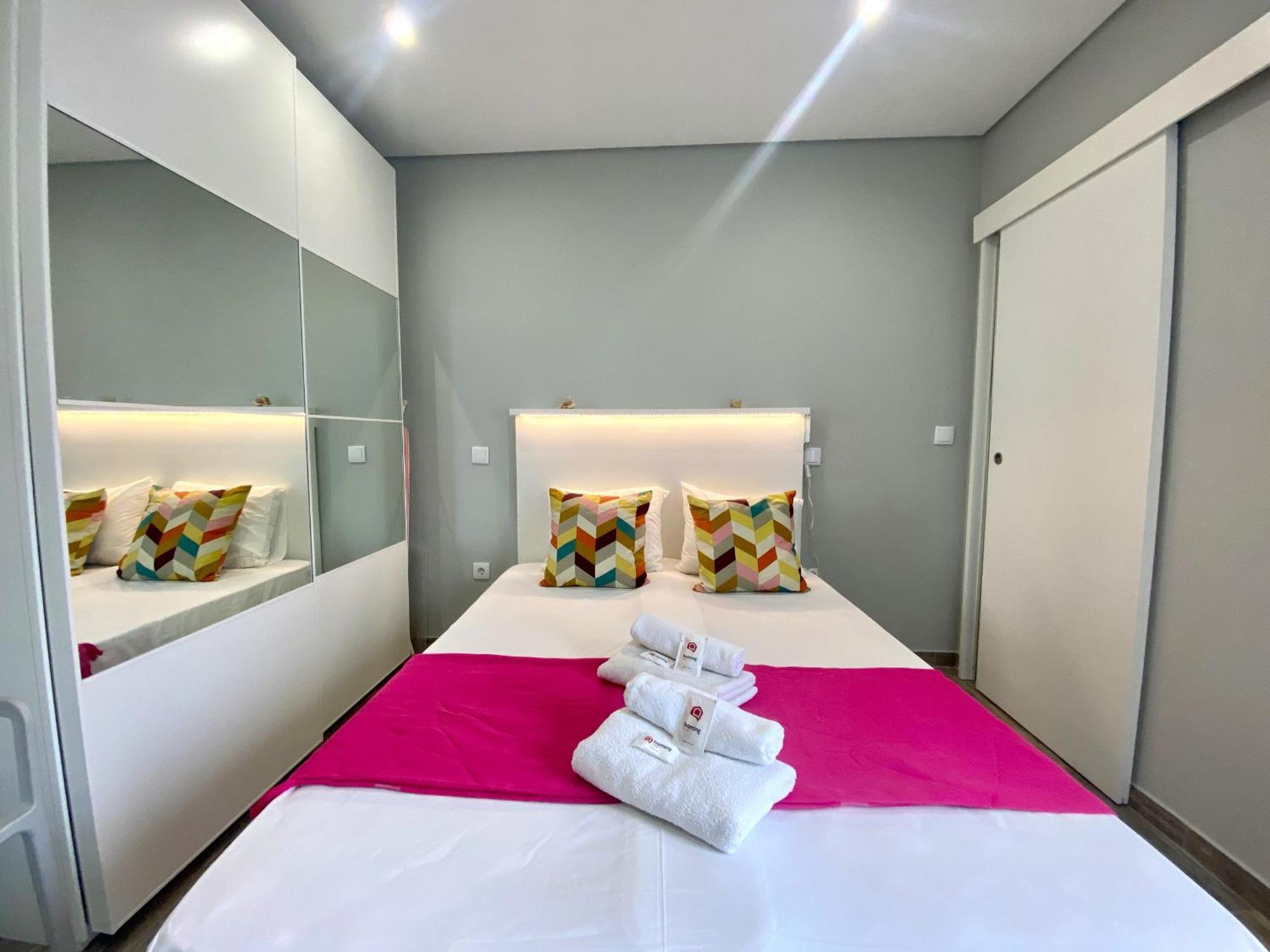 Appartamento Quarteira Stylish 2 By Homing Esterno foto