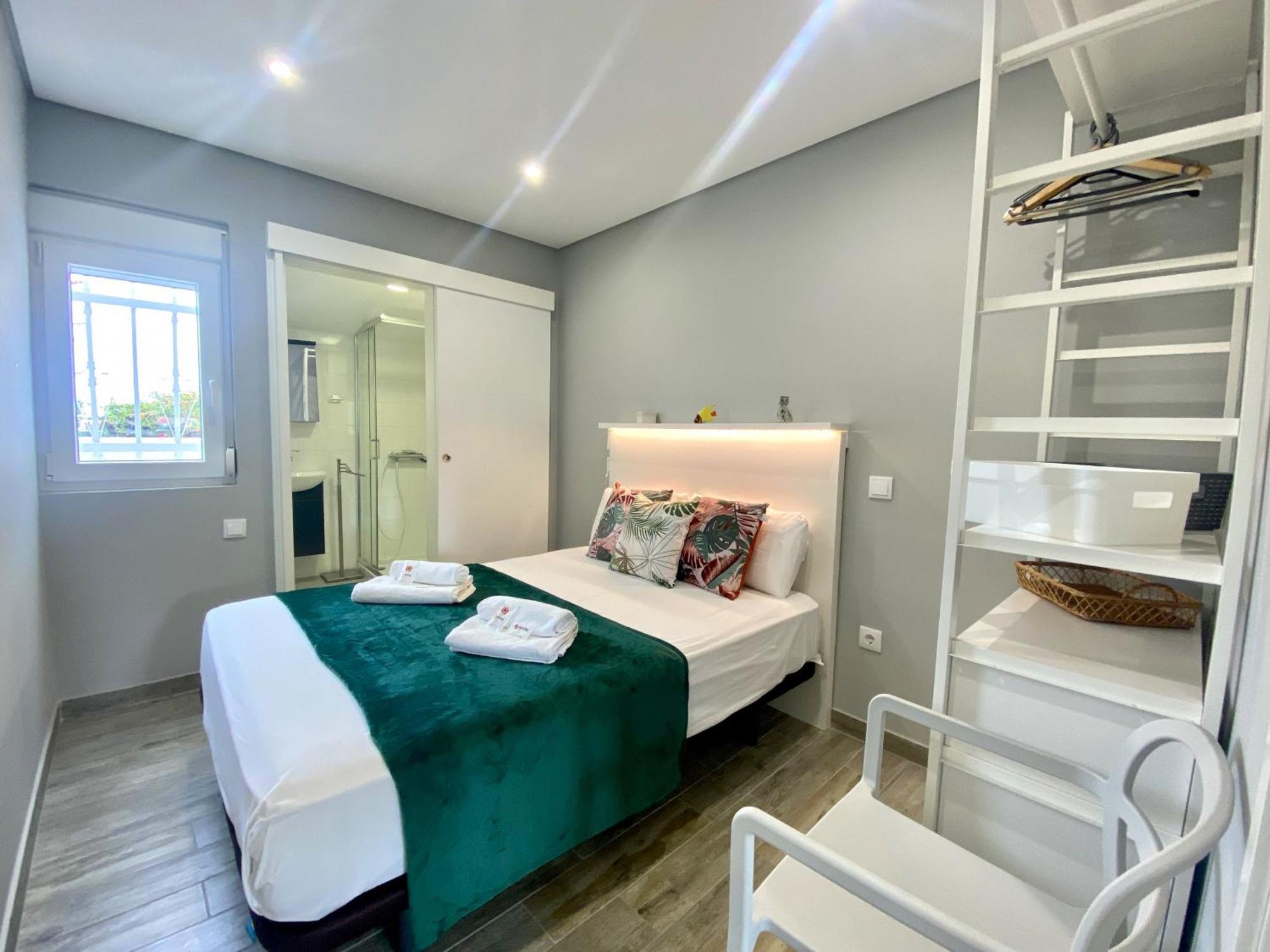 Appartamento Quarteira Stylish 2 By Homing Esterno foto