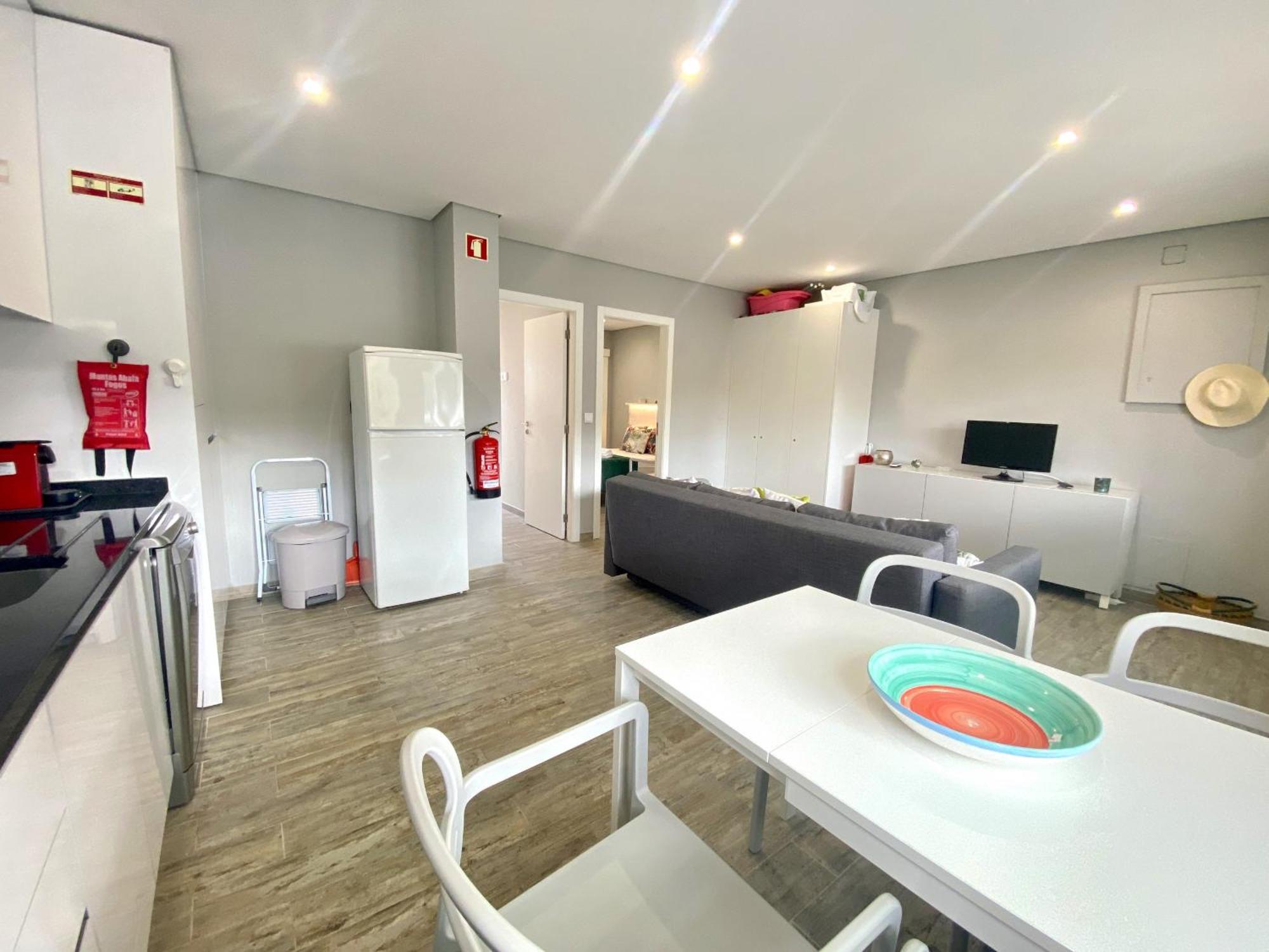Appartamento Quarteira Stylish 2 By Homing Esterno foto